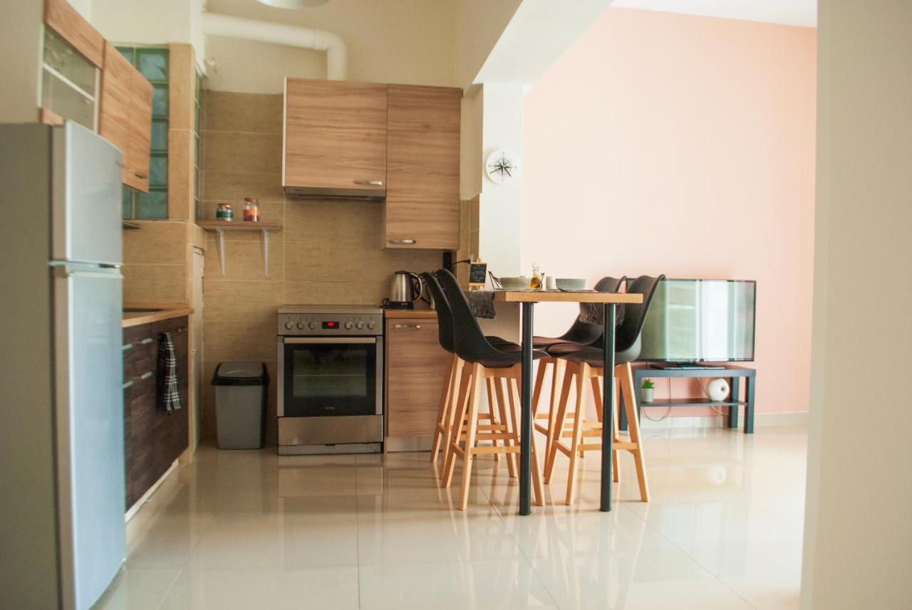 Your Comfy Apartment In Acropolis Area Афины Экстерьер фото